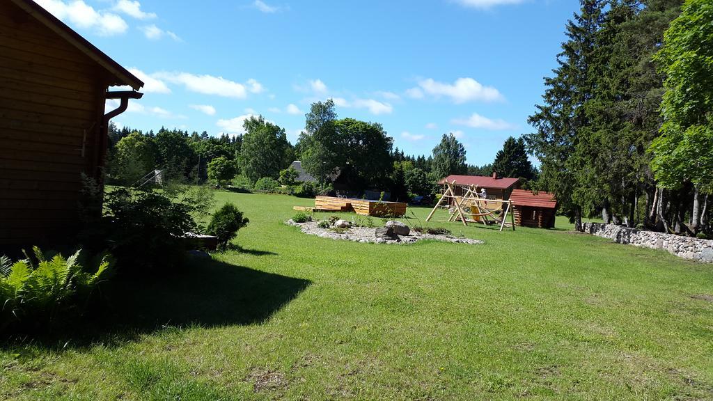 Hiievalja Maenniste Holiday Home מראה חיצוני תמונה