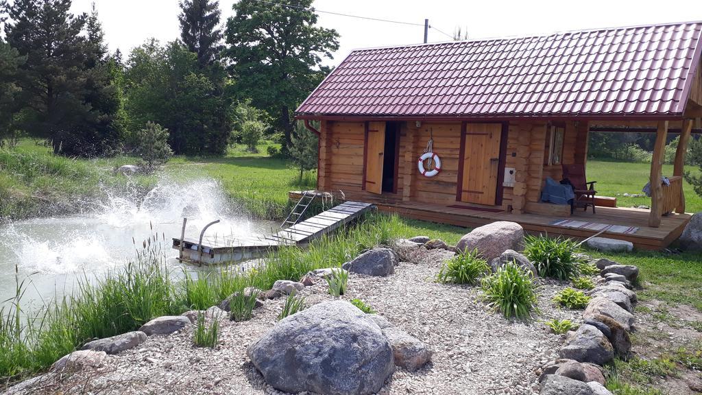 Hiievalja Maenniste Holiday Home מראה חיצוני תמונה
